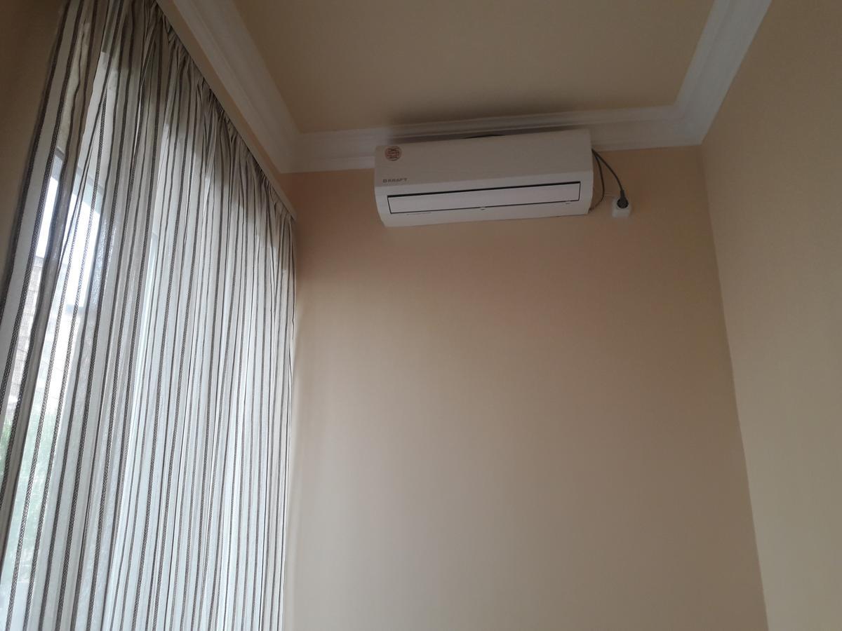 Sunshine Hotel Yerevan Bagian luar foto