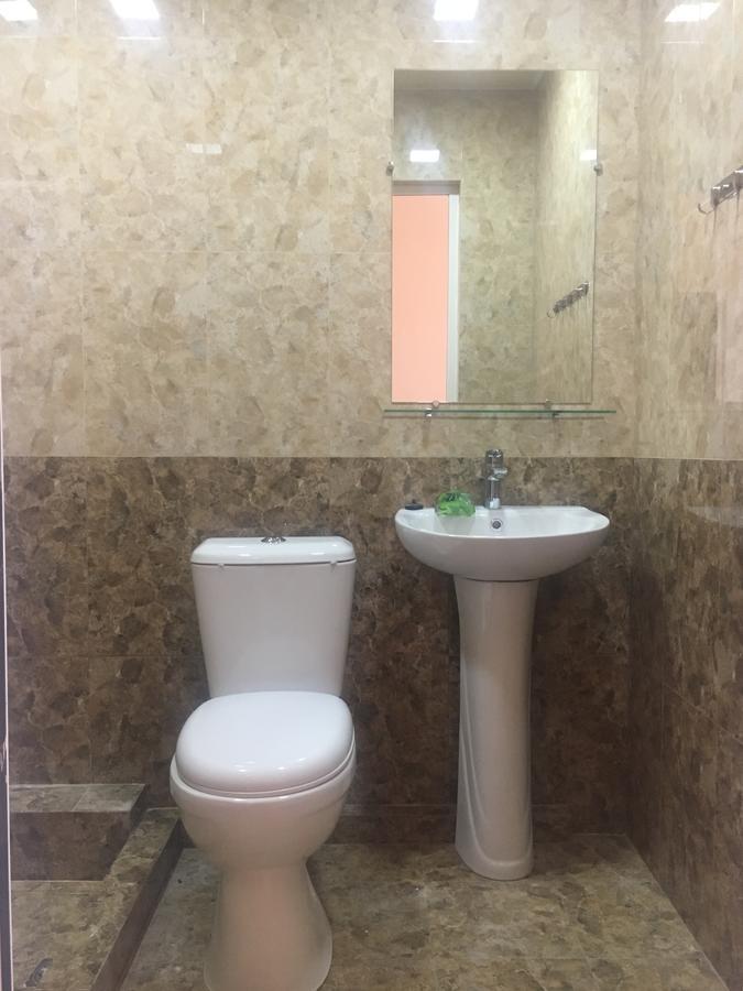 Sunshine Hotel Yerevan Bagian luar foto